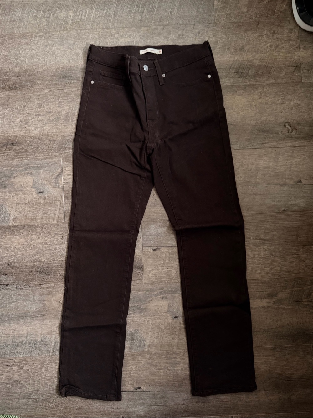 Levi's Women's Straight Leg Jeans in Dark Brown